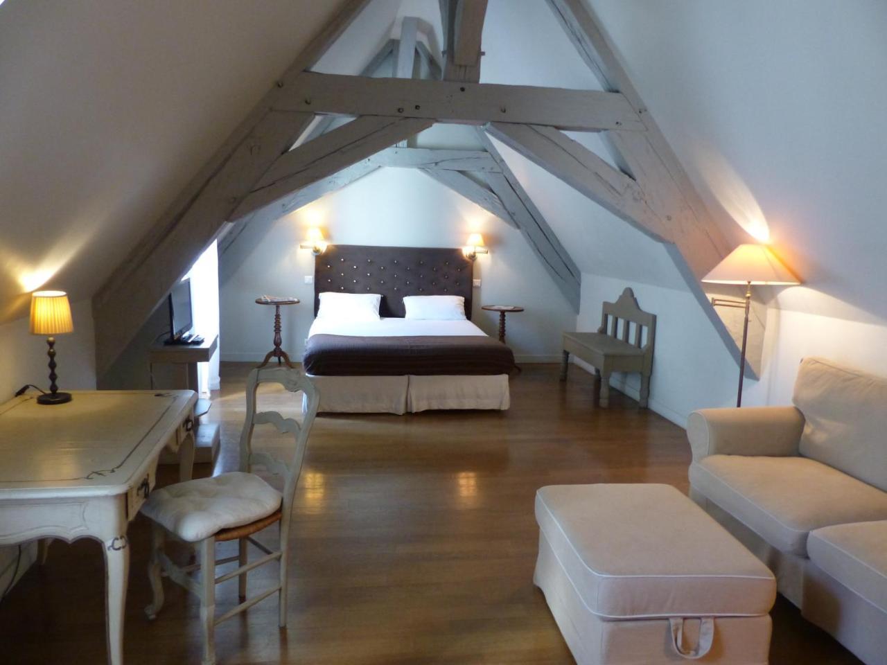 Residence Charles Quint เบอซองซง ภายนอก รูปภาพ