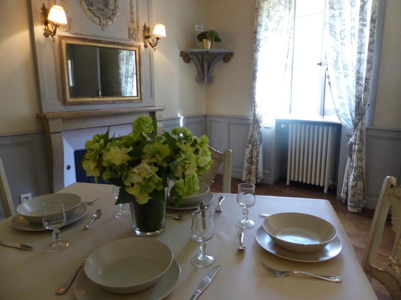 Residence Charles Quint เบอซองซง ภายนอก รูปภาพ