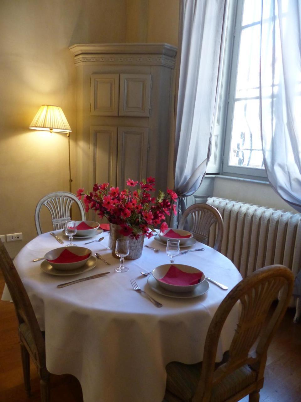 Residence Charles Quint เบอซองซง ภายนอก รูปภาพ