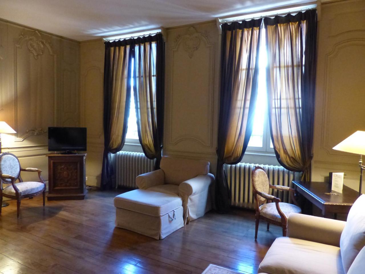Residence Charles Quint เบอซองซง ภายนอก รูปภาพ